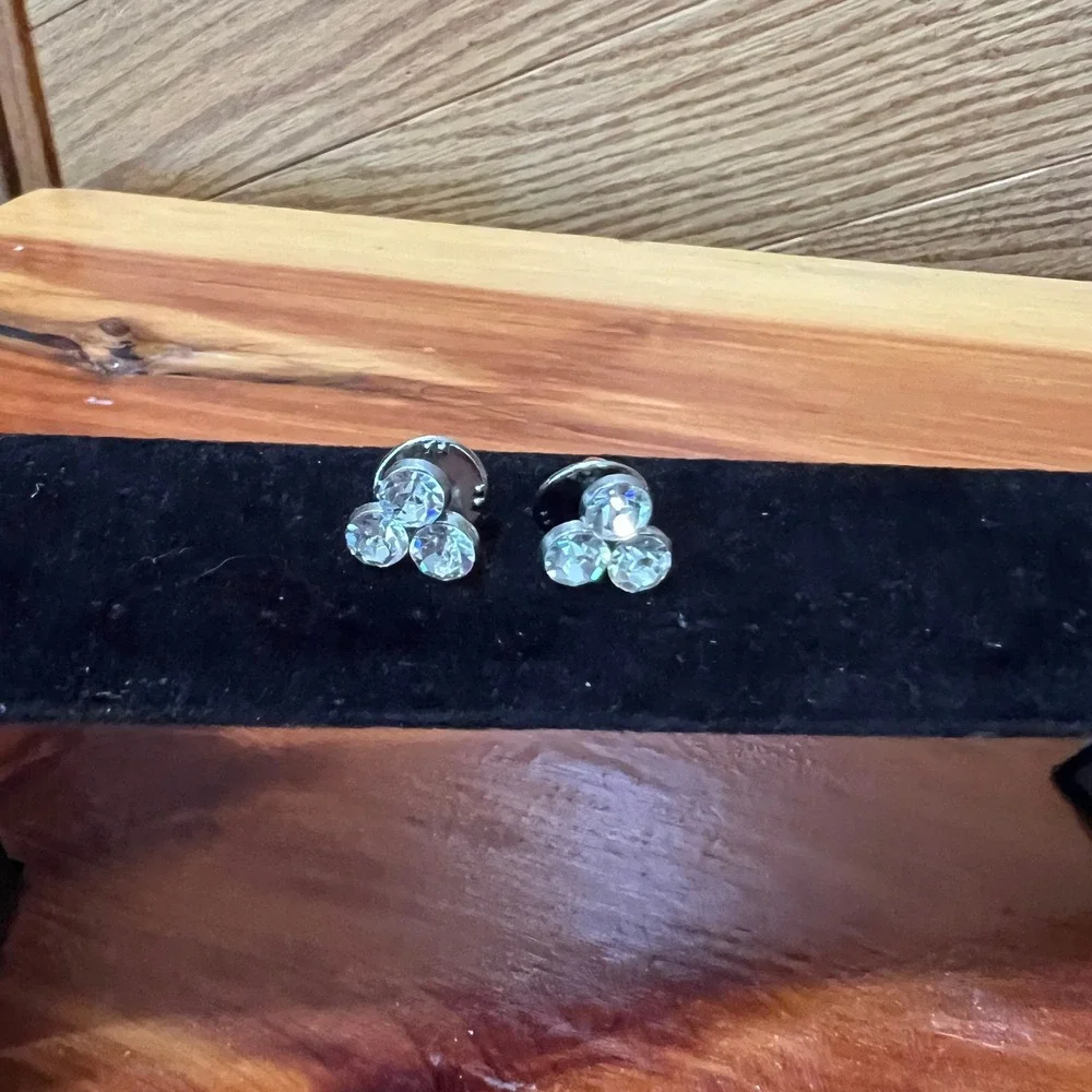 Vintage‎ Silver Tone Clear Rhinestone Cluster Lapel Pins Collar Studs Set of 2